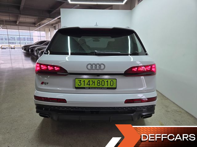 Audi Q7 55 TFSI Quattro Premium купить на сайте DeffCars
