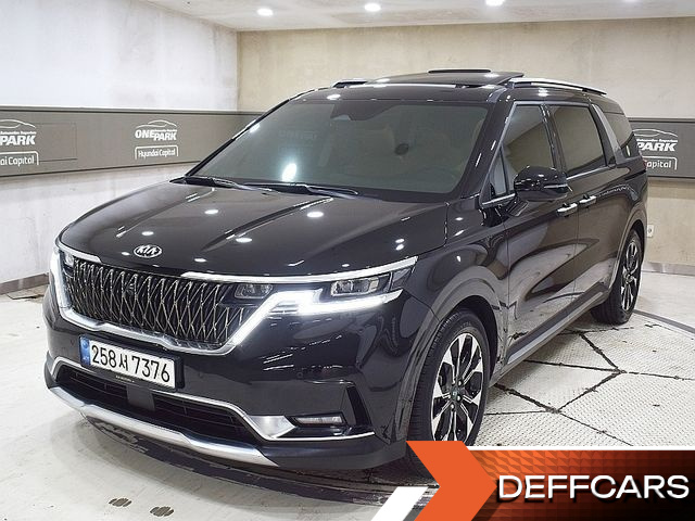 Kia CARNIVAL 9-Seater Signature купить на сайте DeffCars