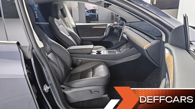 Tesla MODEL Y RWD купить на сайте DeffCars