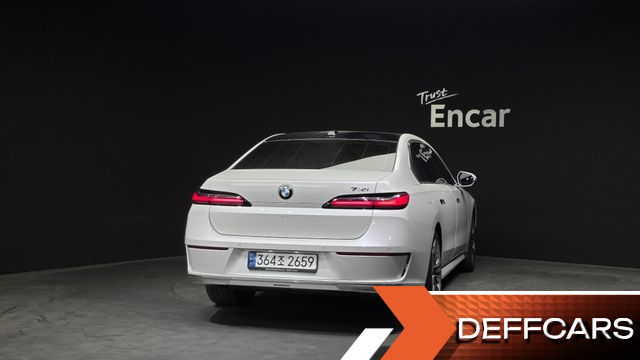 BMW 7-SERIES 740i sDrive Design Pure Excellence купить на сайте DeffCars