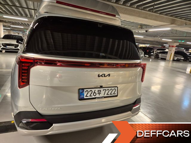 Kia CARNIVAL Gasoline 9-Seater Signature купить на сайте DeffCars