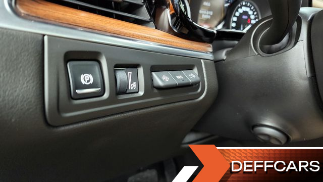 Cadillac XT5 3.6 Platinum купить на сайте DeffCars