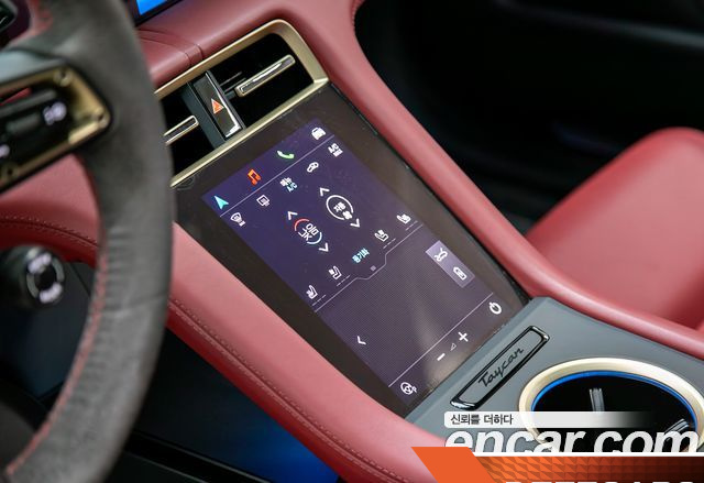 Porsche TAYCAN 4S купить на сайте DeffCars