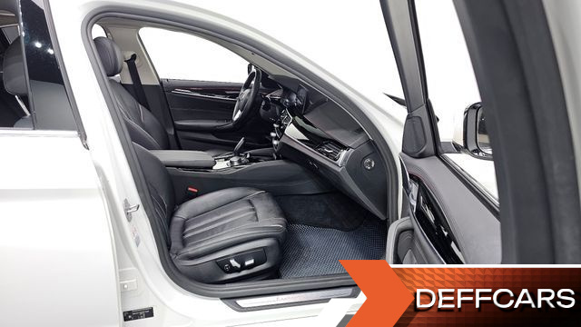 BMW 5-SERIES 520i Luxury купить на сайте DeffCars