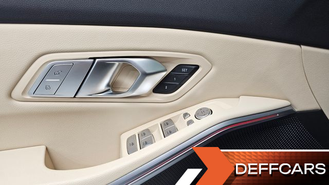 BMW 3-SERIES 320i M Sport купить на сайте DeffCars
