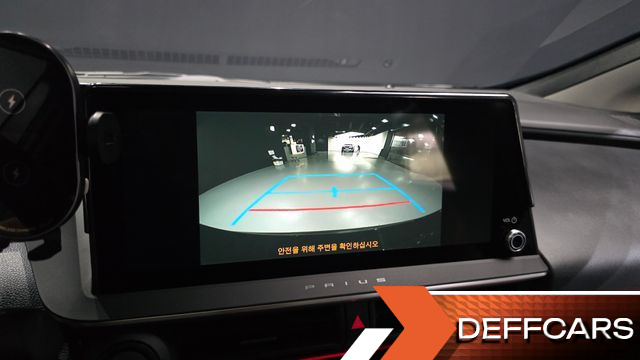 Toyota PRIUS 2.0 PHEV XSE купить на сайте DeffCars