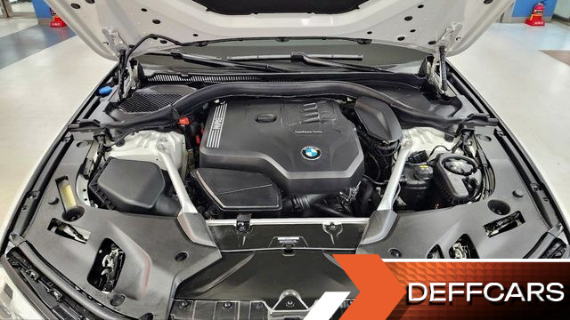 BMW 5-SERIES 520i M Sport купить на сайте DeffCars
