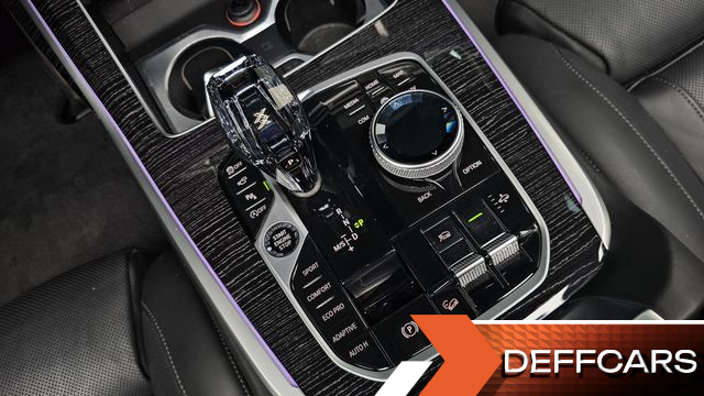 BMW X7 xDrive 40i M Sport 6STR купить на сайте DeffCars