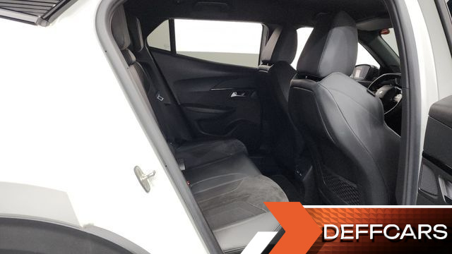 Peugeot 2008 1.5 BlueHDi GT Line купить на сайте DeffCars