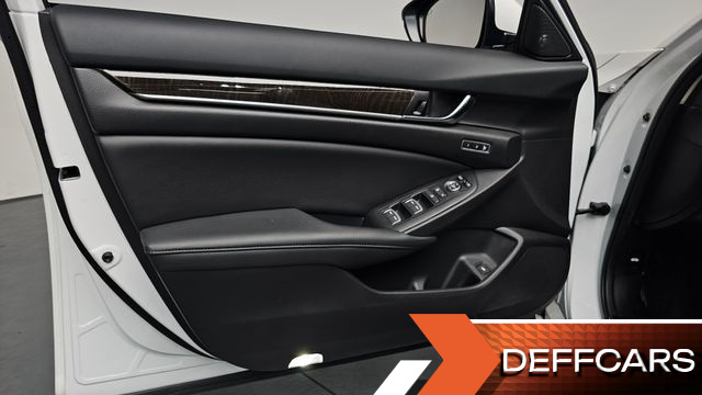 Honda ACCORD 2.0 Hybrid Touring купить на сайте DeffCars