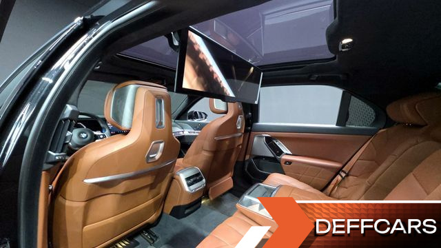BMW 7-SERIES 740i sDrive Design Pure Excellence купить на сайте DeffCars
