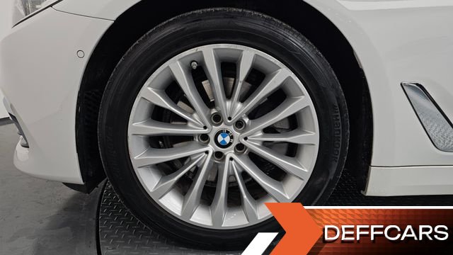 BMW 5-SERIES 520d Luxury Plus купить на сайте DeffCars