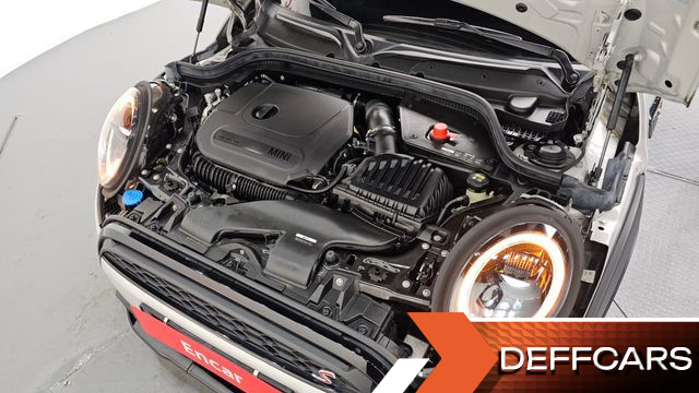Mini COOPER 5Door Classic Launch Pack Third Generation купить на сайте DeffCars