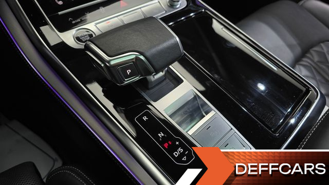 Audi Q8 55 TFSI Quattro Premium купить на сайте DeffCars