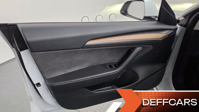Tesla MODEL 3 Long Range AWD купить на сайте DeffCars