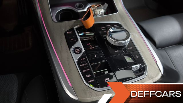 BMW X7 xDrive 40i Design Pure Excellence 6-Seater купить на сайте DeffCars