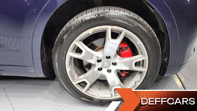 Maserati LEVANTE 3.0 AWD Sport купить на сайте DeffCars