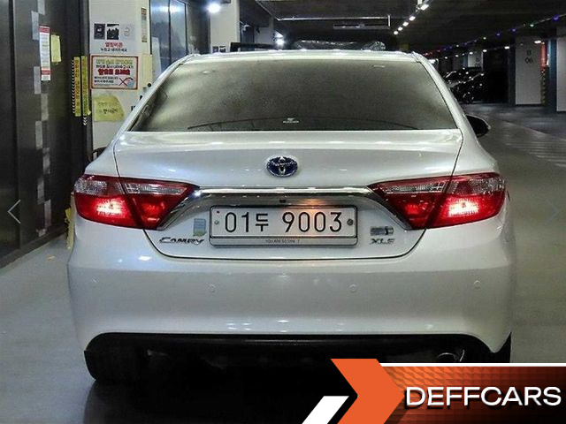 Toyota CAMRY Hybrid XLE купить на сайте DeffCars