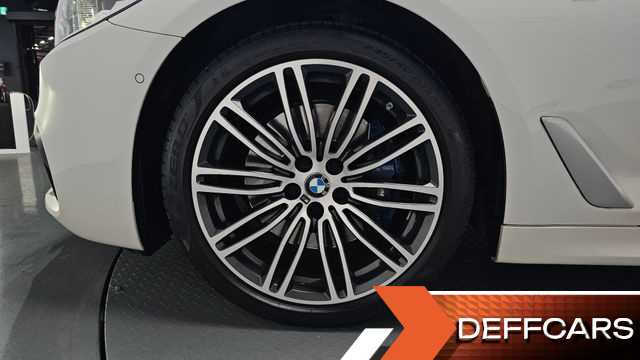 BMW 5-SERIES 530i M Sport Package Plus купить на сайте DeffCars