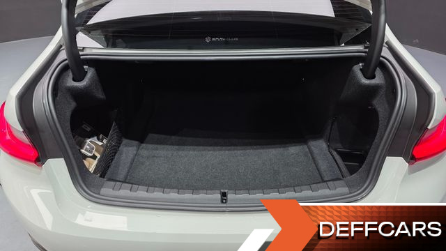 BMW 3-SERIES 320i купить на сайте DeffCars