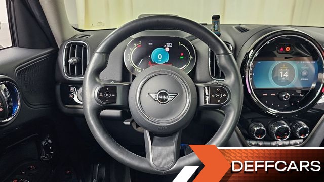 Mini COUNTRYMAN Classic Plus Launch Pack 2nd Gen купить на сайте DeffCars