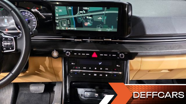 Kia CARNIVAL 9-Seater Noblesse купить на сайте DeffCars