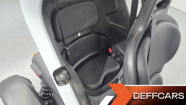 Renault-KoreaSamsung TWIZY Life(2-Seater) купить на сайте DeffCars