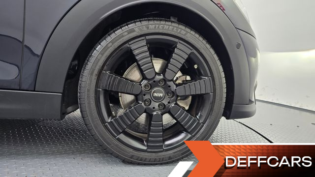 Mini COOPER 5Door Resolute Edition 3rd Gen купить на сайте DeffCars
