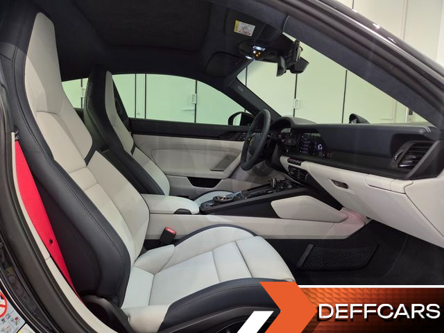 Porsche 911 Carrera 4 GTS купить на сайте DeffCars