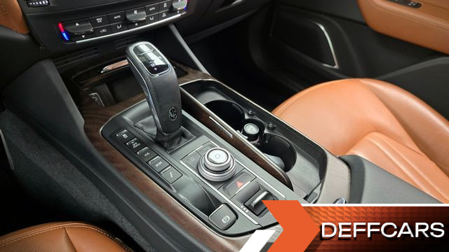 Maserati LEVANTE 3.0 AWD Premium купить на сайте DeffCars