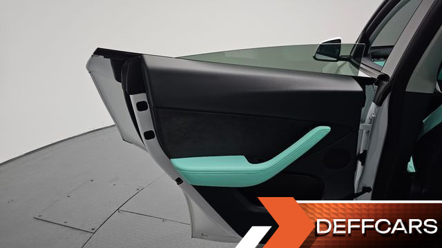 Tesla MODEL Y Long Range AWD купить на сайте DeffCars