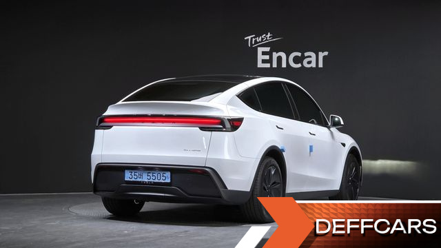 Tesla MODEL Y Long Range AWD купить на сайте DeffCars