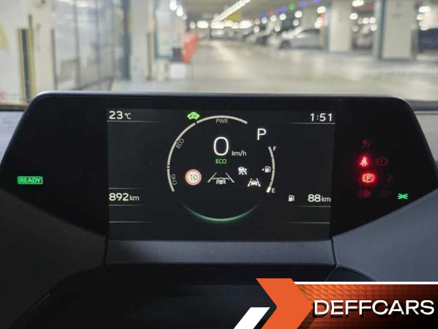 Toyota PRIUS 2.0 XLE купить на сайте DeffCars