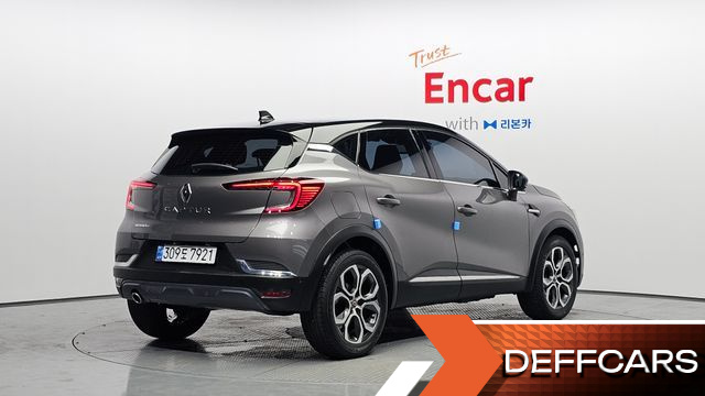 Renault-KoreaSamsung CAPTUR 1.3 TCe Edition Paris купить на сайте DeffCars
