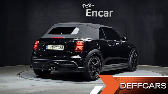 Mini COOPER CONVERTIBLE Classic Third Generation купить на сайте DeffCars