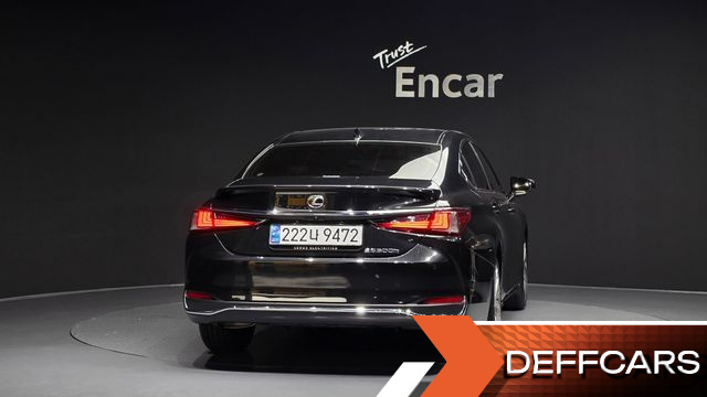 Lexus ES Executive купить на сайте DeffCars