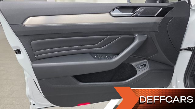 Volkswagen PASSAT 2.0 TDI Premium купить на сайте DeffCars
