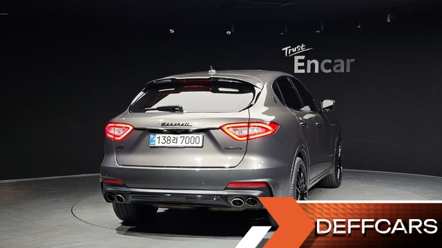Maserati LEVANTE 3.0 AWD купить на сайте DeffCars