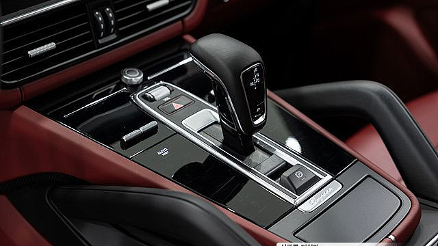 Porsche CAYENNE 3.0 E-Hybrid Coupe купить на сайте DeffCars