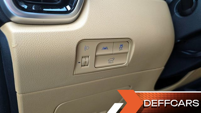 Kia SORENTO HEV 1.6 2WD Gravity купить на сайте DeffCars