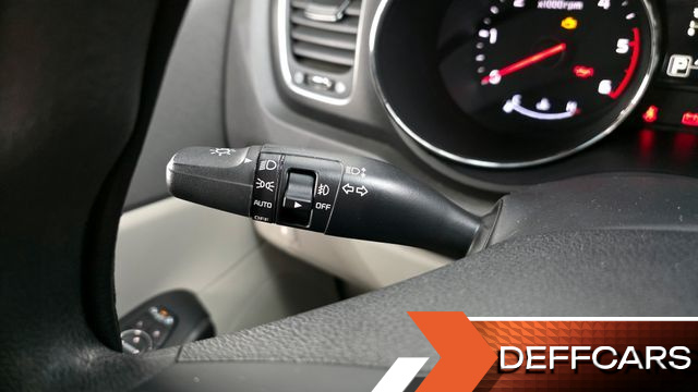 Kia CARNIVAL 11-seater Deluxe купить на сайте DeffCars