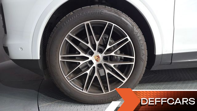 Porsche CAYENNE 3.0 купить на сайте DeffCars