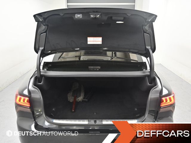 Lexus LS 3.5 Luxury AWD купить на сайте DeffCars