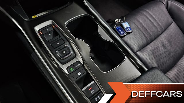 Honda ACCORD 2.0 Hybrid Touring купить на сайте DeffCars