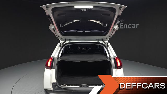 Peugeot 2008 1.5 BlueHDi Allure купить на сайте DeffCars