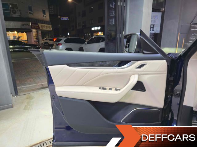 Maserati LEVANTE 3.0 Diesel AWD GranSport купить на сайте DeffCars