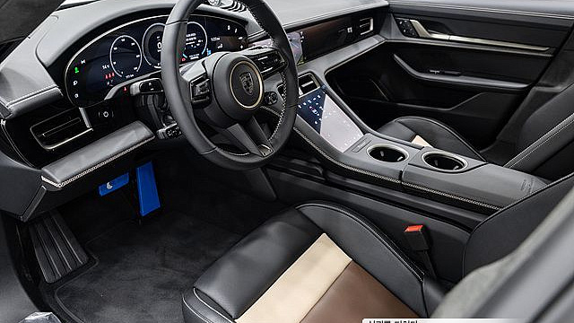 Porsche TAYCAN Turbo купить на сайте DeffCars