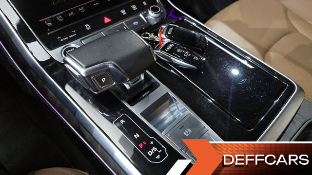 Audi Q8 45 TDI Quattro Premium купить на сайте DeffCars