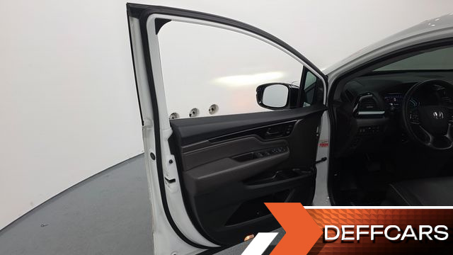 Honda ODYSSEY 3.5 5th купить на сайте DeffCars