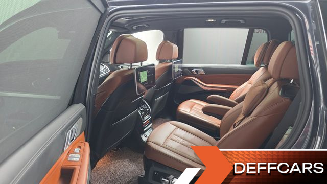 BMW X7 xDrive 40i M Sport 6STR купить на сайте DeffCars